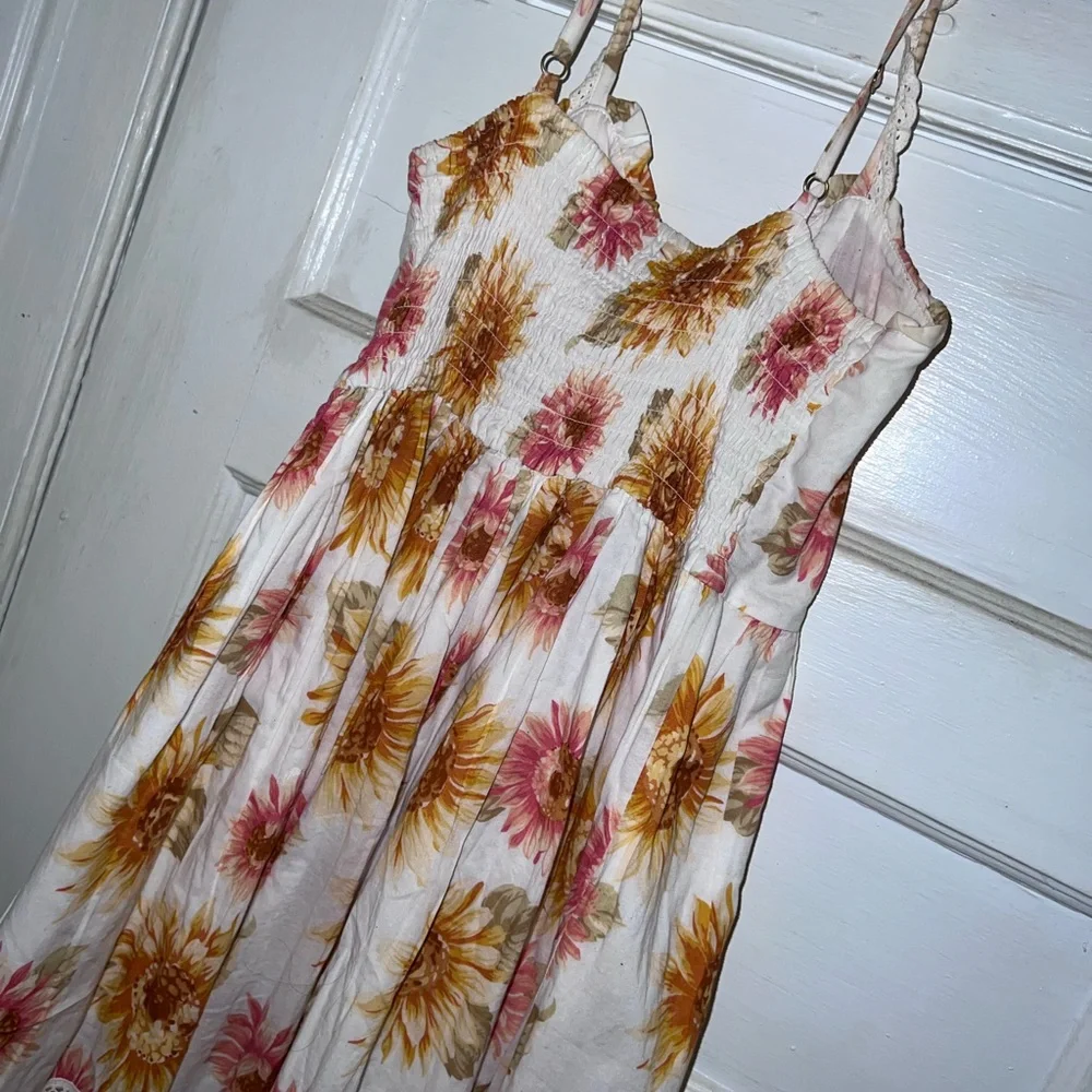 Liz Lisa Sunflower Dress - Picture 2 of 5